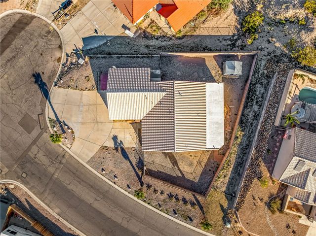 1863 E La Entrada Place, Fort Mohave, AZ 86426