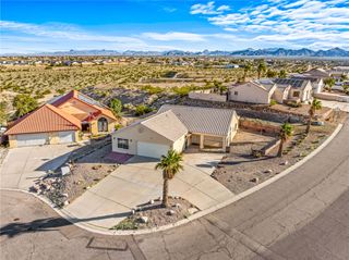1863 E La Entrada Place, Fort Mohave, AZ 86426