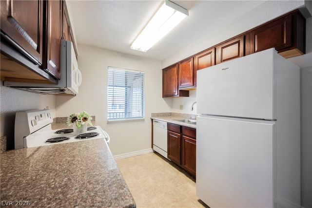 4921 Indian River Drive 120, Las Vegas, NV 89103