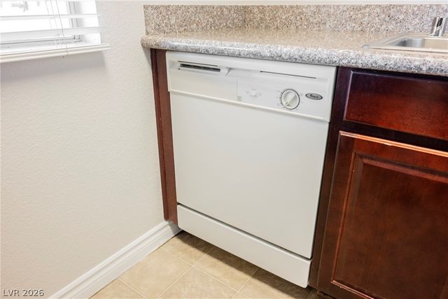 4921 Indian River Drive 120, Las Vegas, NV 89103