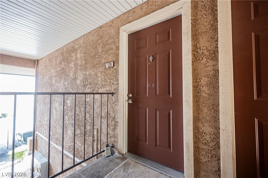 4921 Indian River Drive 120, Las Vegas, NV 89103