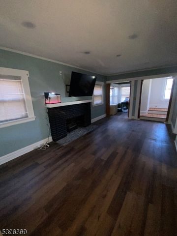 48 Laurel Ave, East Orange City, NJ 07017