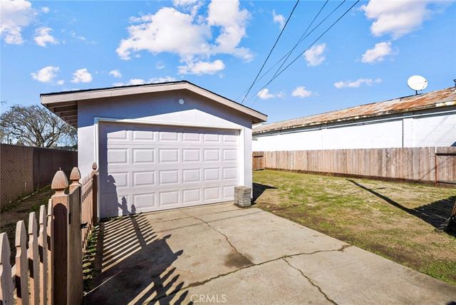 341 2nd Street, Livingston, CA 95334