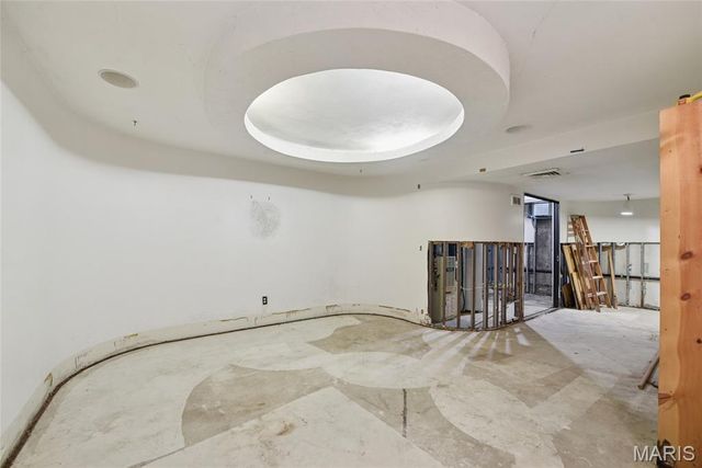 140 Burtonwood Drive, Ballwin, MO 63011