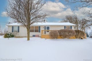 8247 N Center Road, Genesee Charter Township, MI 48458