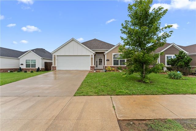 3771 Rockdale Street, Springdale, AR 72764