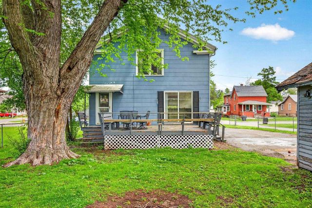 405 E COLUMBIAN AVENUE, Neenah, WI 54956