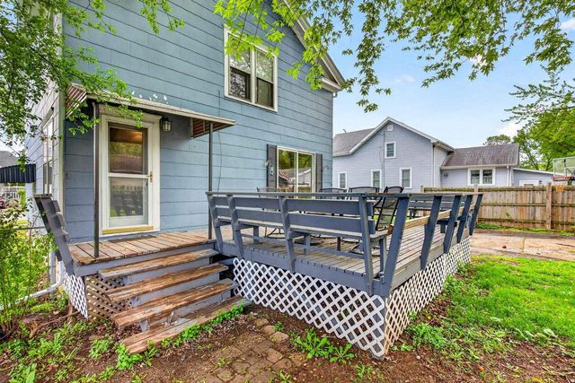 405 E COLUMBIAN AVENUE, Neenah, WI 54956
