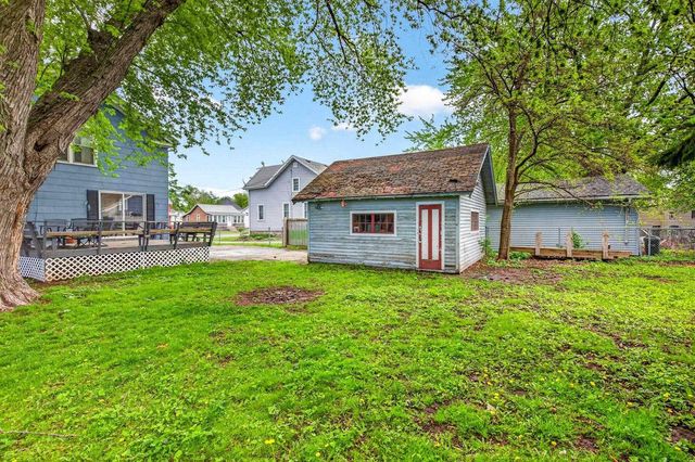 405 E COLUMBIAN AVENUE, Neenah, WI 54956