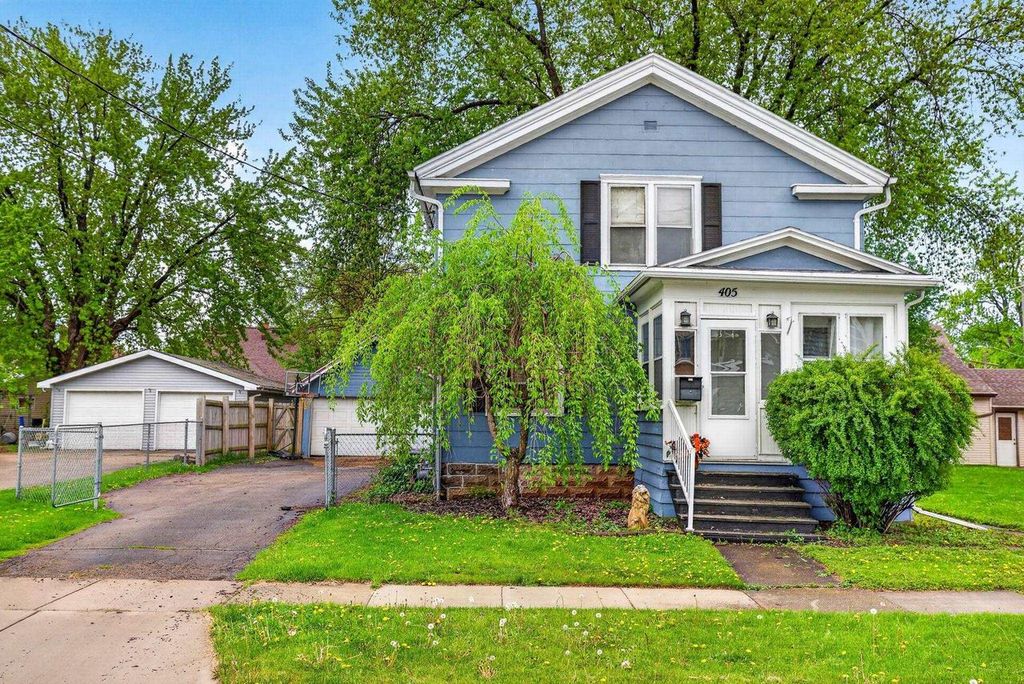 405 E COLUMBIAN AVENUE, Neenah, WI 54956