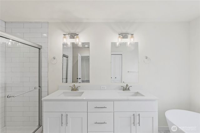 10 E Compass Lane, Allyn, WA 98524