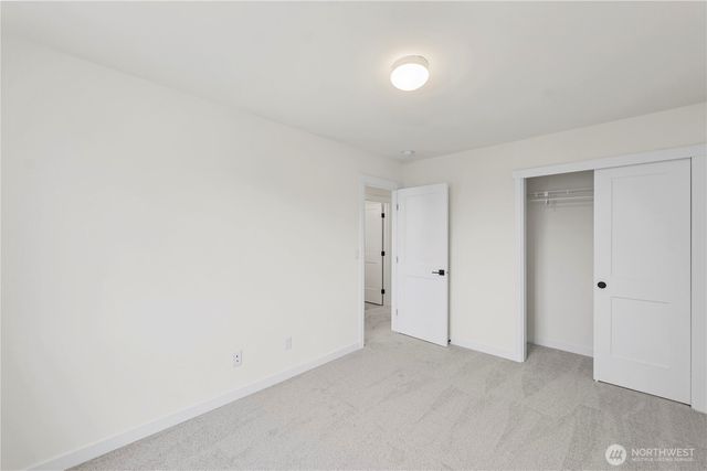 10 E Compass Lane, Allyn, WA 98524