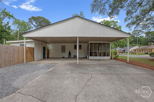 1302 E 53rd Street, Savannah, GA 31404