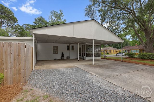 1302 E 53rd Street, Savannah, GA 31404