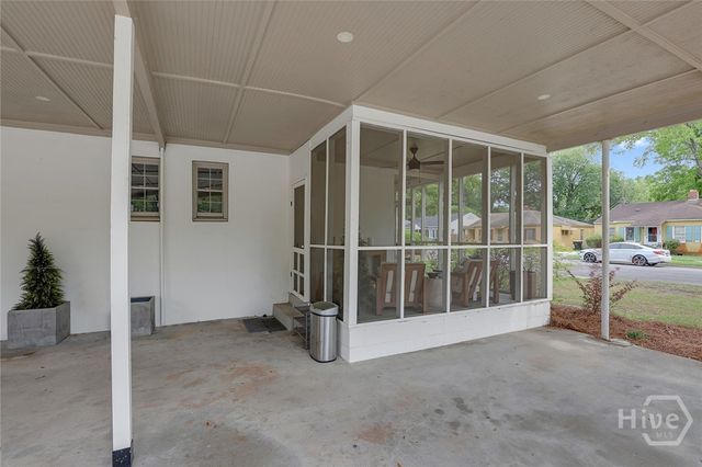 1302 E 53rd Street, Savannah, GA 31404