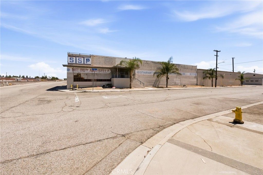 1084 E 1st, Pomona, CA 91766 — photo 3