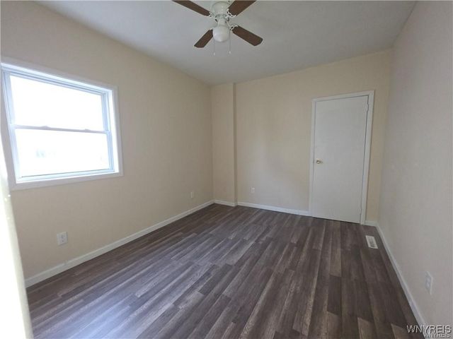 1618 16th Street, Niagara Falls, NY 14305