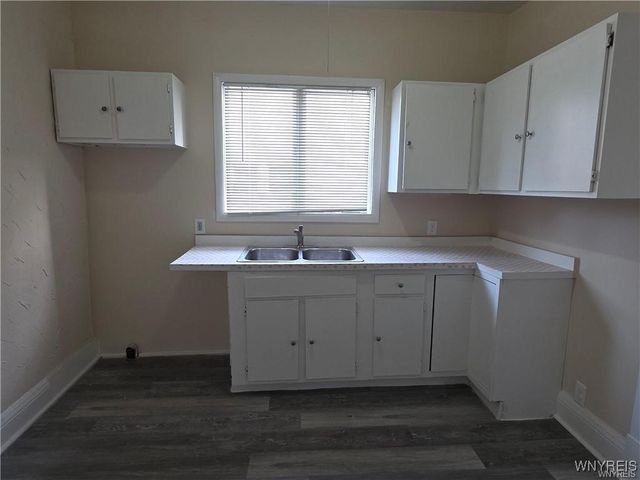 1618 16th Street, Niagara Falls, NY 14305