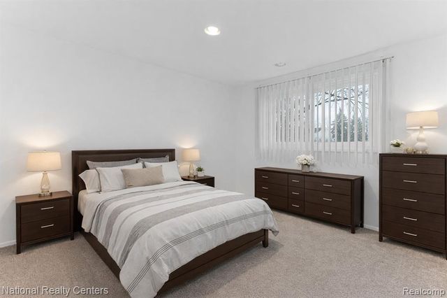 4817 Faircourt Drive, West Bloomfield, MI 48322