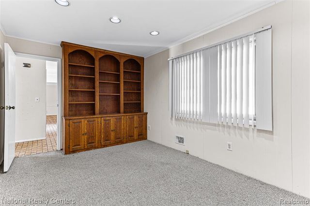 4817 Faircourt Drive, West Bloomfield, MI 48322