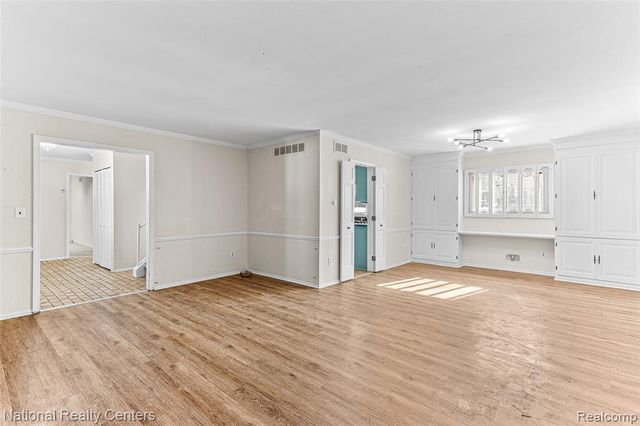 4817 Faircourt Drive, West Bloomfield, MI 48322