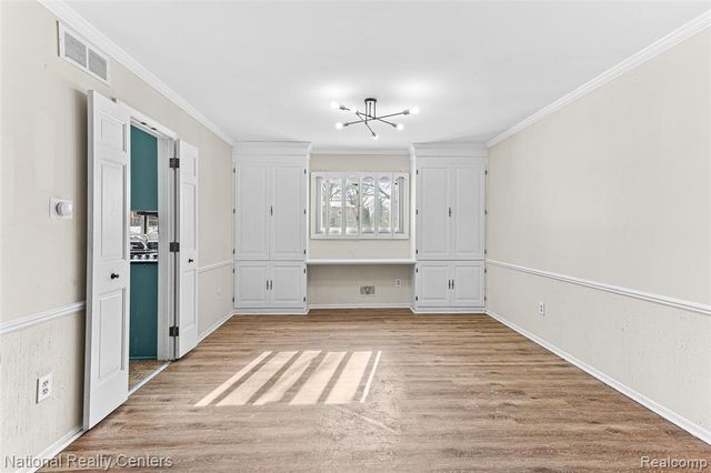 4817 Faircourt Drive, West Bloomfield, MI 48322