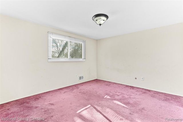 4817 Faircourt Drive, West Bloomfield, MI 48322