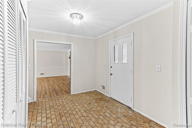 4817 Faircourt Drive, West Bloomfield, MI 48322