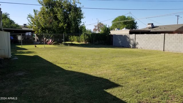 2132 E MULBERRY Drive, Phoenix, AZ 85016