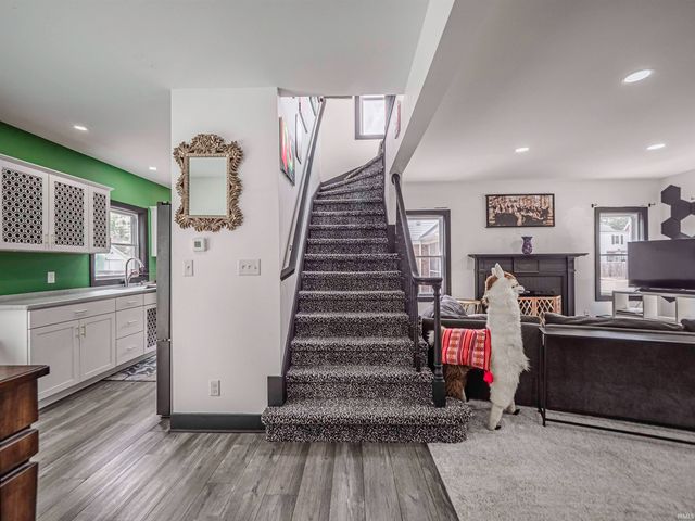 2217 E Mulberry Street, Evansville, IN 47714