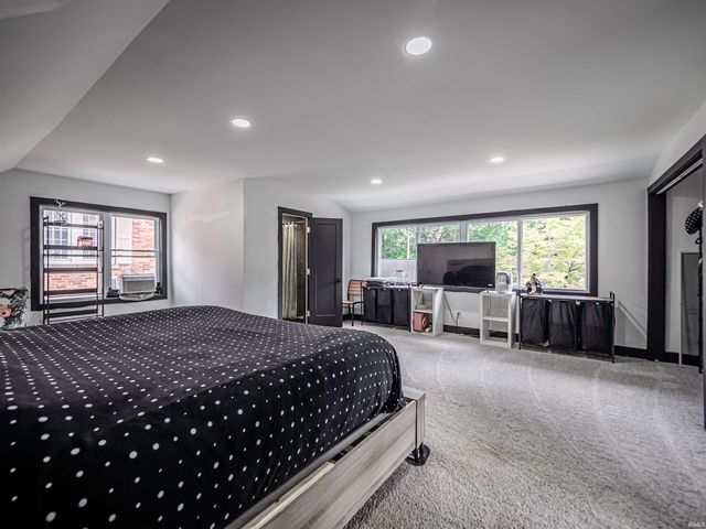 2217 E Mulberry Street, Evansville, IN 47714