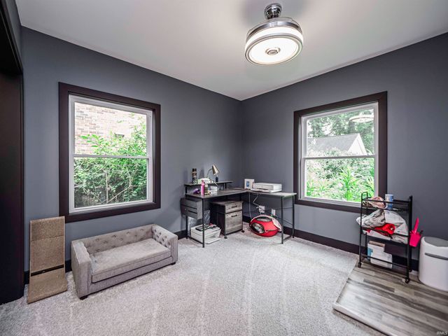 2217 E Mulberry Street, Evansville, IN 47714