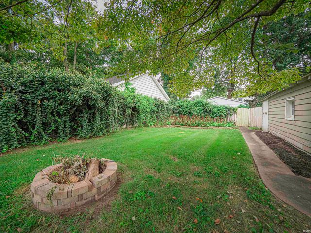 2217 E Mulberry Street, Evansville, IN 47714