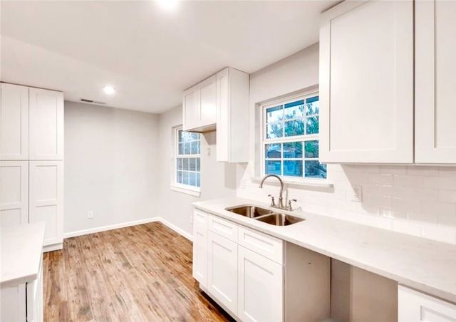 3616 Pacesetter Drive, Dallas, TX 75241