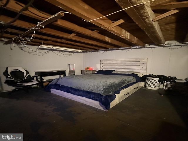 229 W 22ND ST, Chester, PA 19013