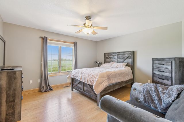 23535 York Road, Hutchinson, MN 55350