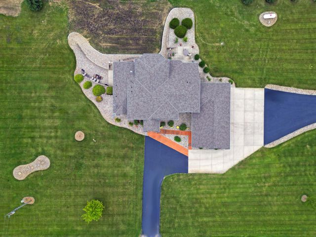 23535 York Road, Hutchinson, MN 55350