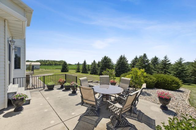 23535 York Road, Hutchinson, MN 55350