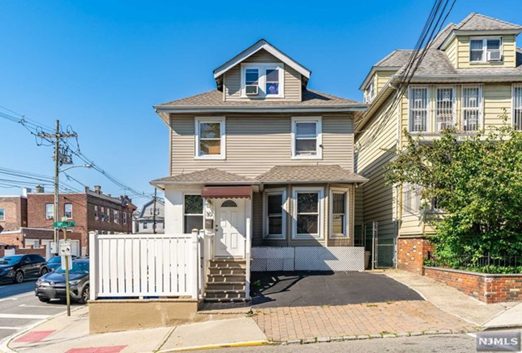 301 74th Street, North Bergen, NJ 07047