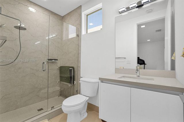 7509 NW 99th Avenue, Doral, FL 33178