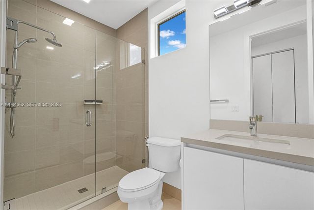 7509 NW 99th Avenue, Doral, FL 33178