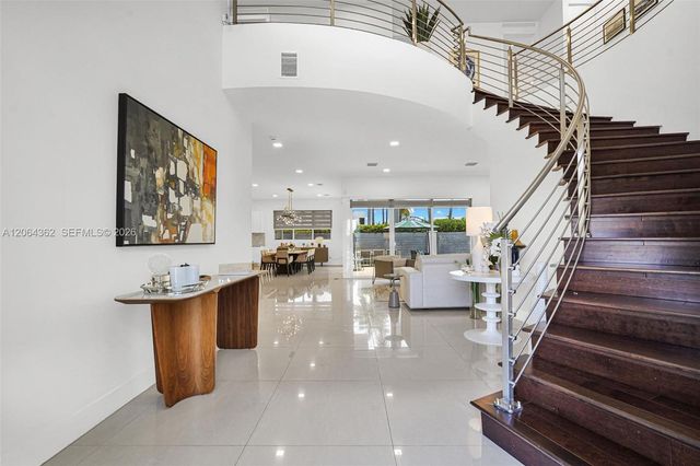 7509 NW 99th Avenue, Doral, FL 33178
