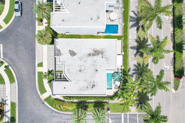7509 NW 99th Avenue, Doral, FL 33178