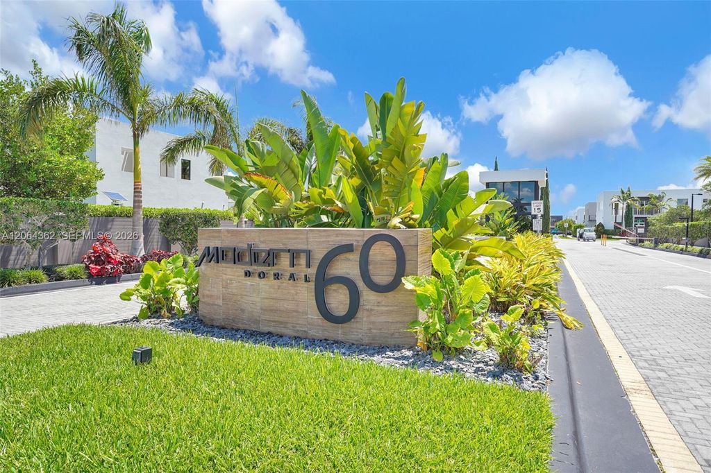 7509 NW 99th Avenue, Doral, FL 33178