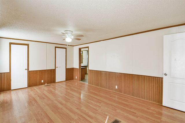 4040 Dillard Court, Joshua, TX 76058