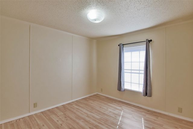 4040 Dillard Court, Joshua, TX 76058