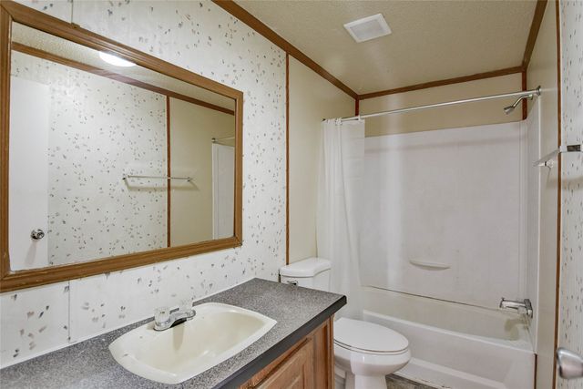4040 Dillard Court, Joshua, TX 76058