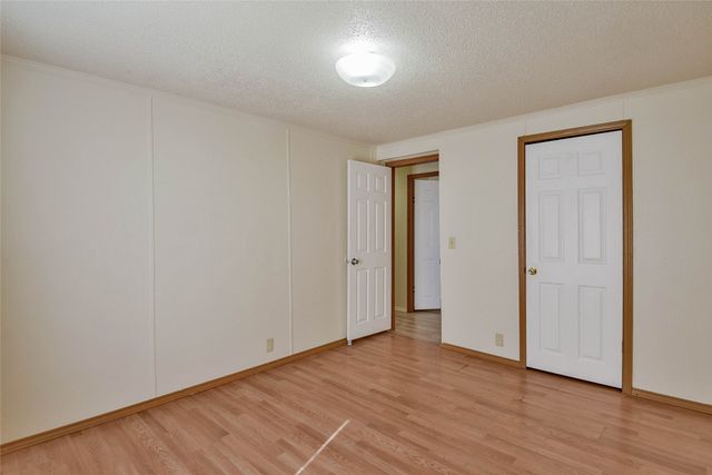4040 Dillard Court, Joshua, TX 76058