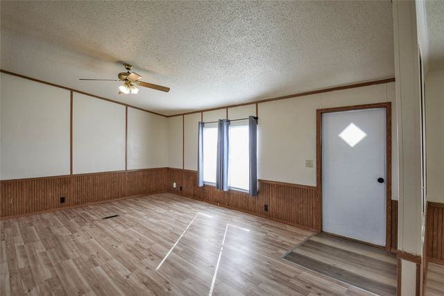 4040 Dillard Court, Joshua, TX 76058