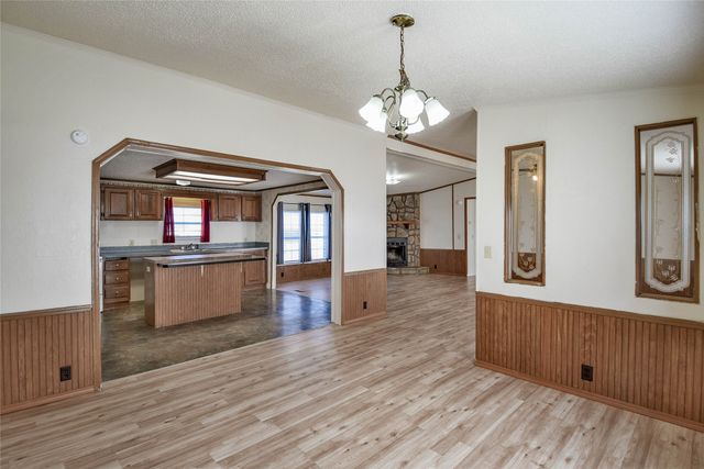 4040 Dillard Court, Joshua, TX 76058